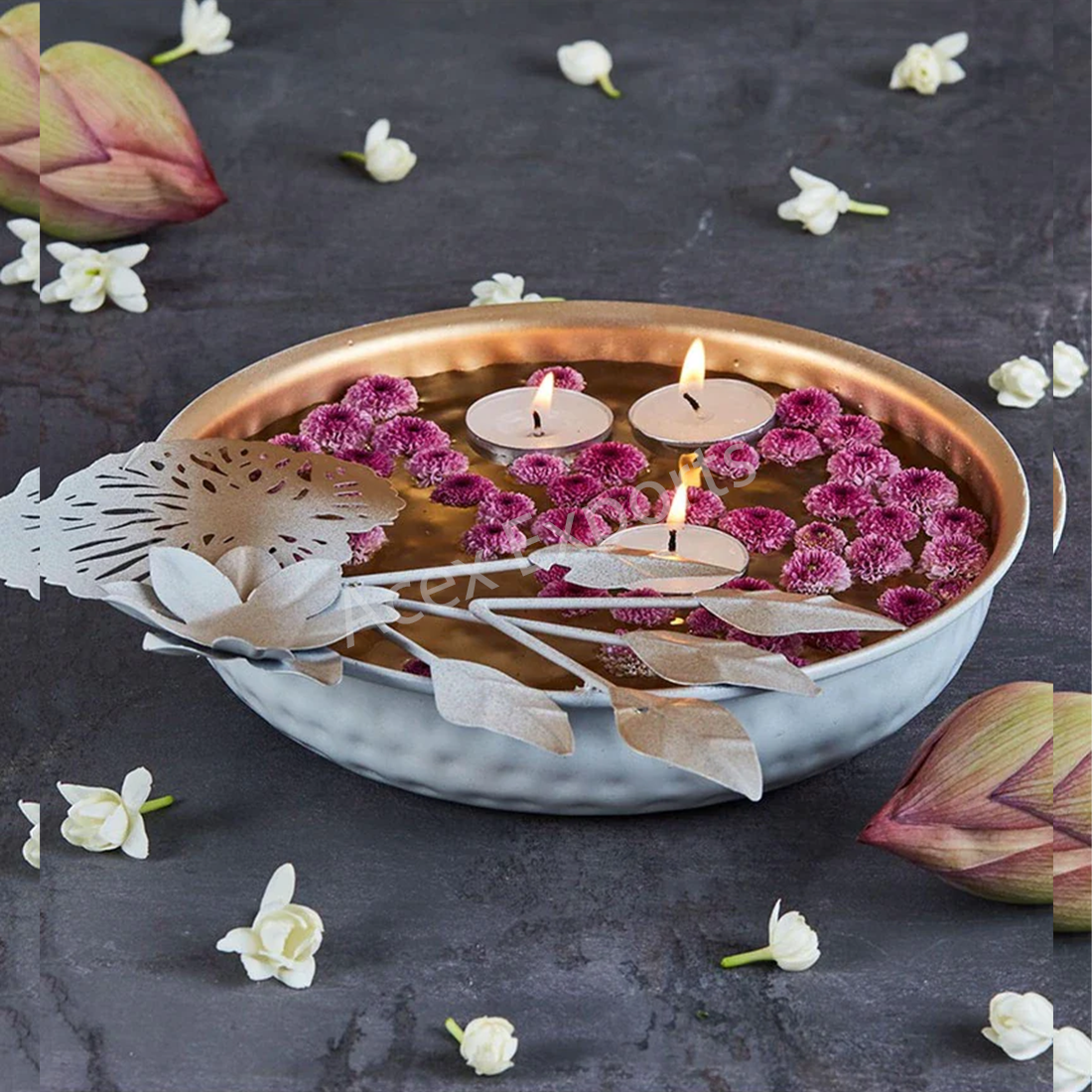 Silver Lotus Metal Urli