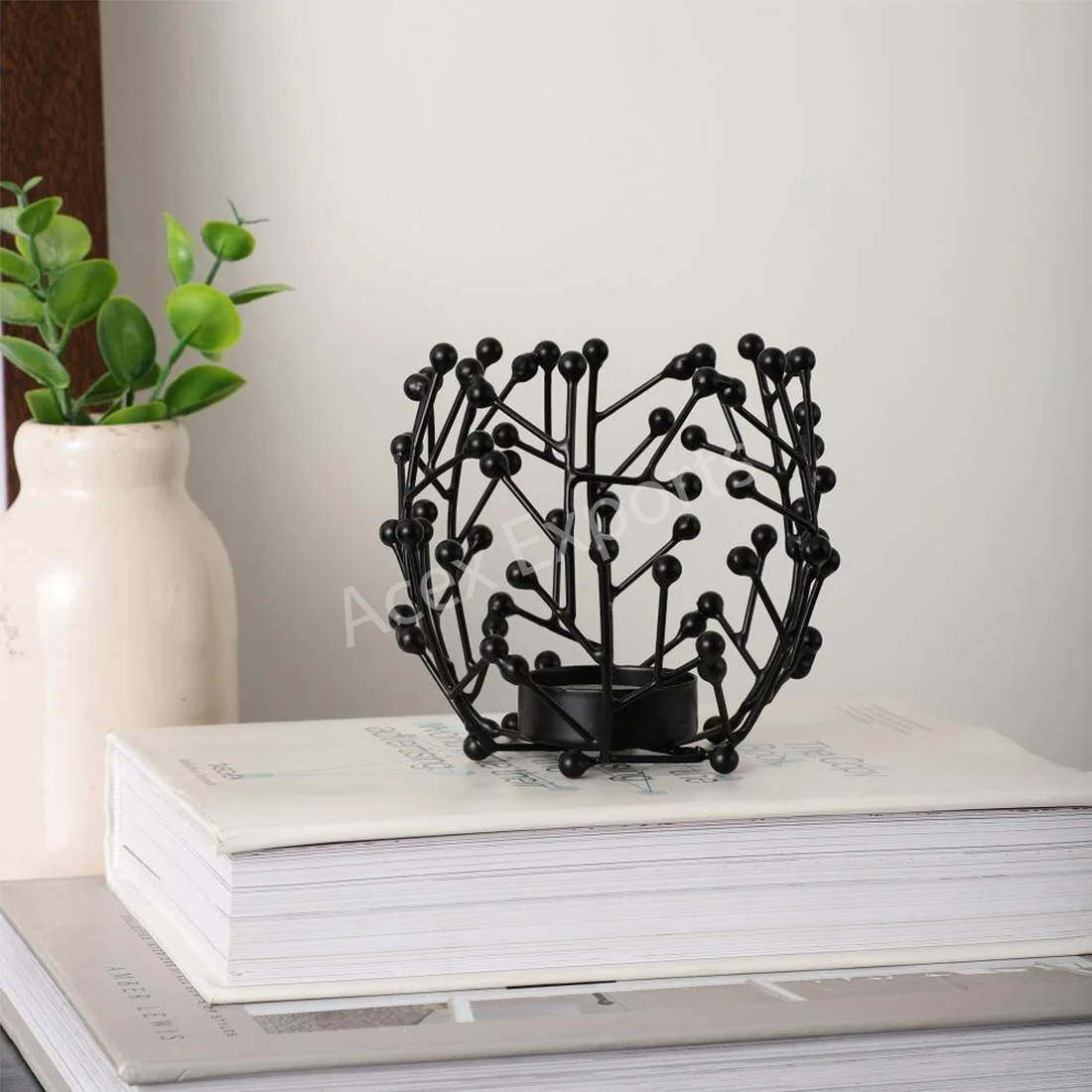 Juanita Tealight Holder in Black