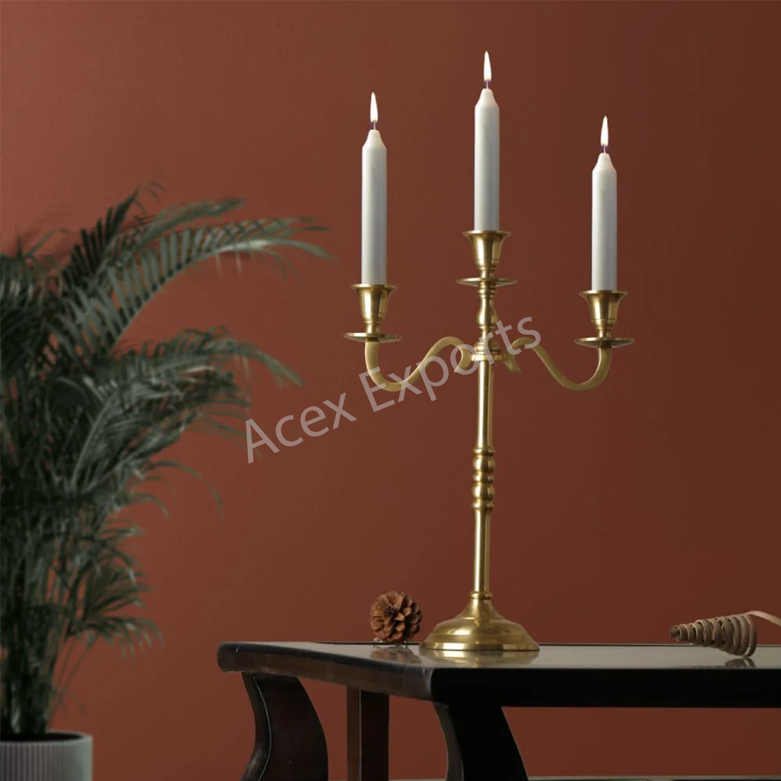 Olsen Three Light Candle Holder Gold