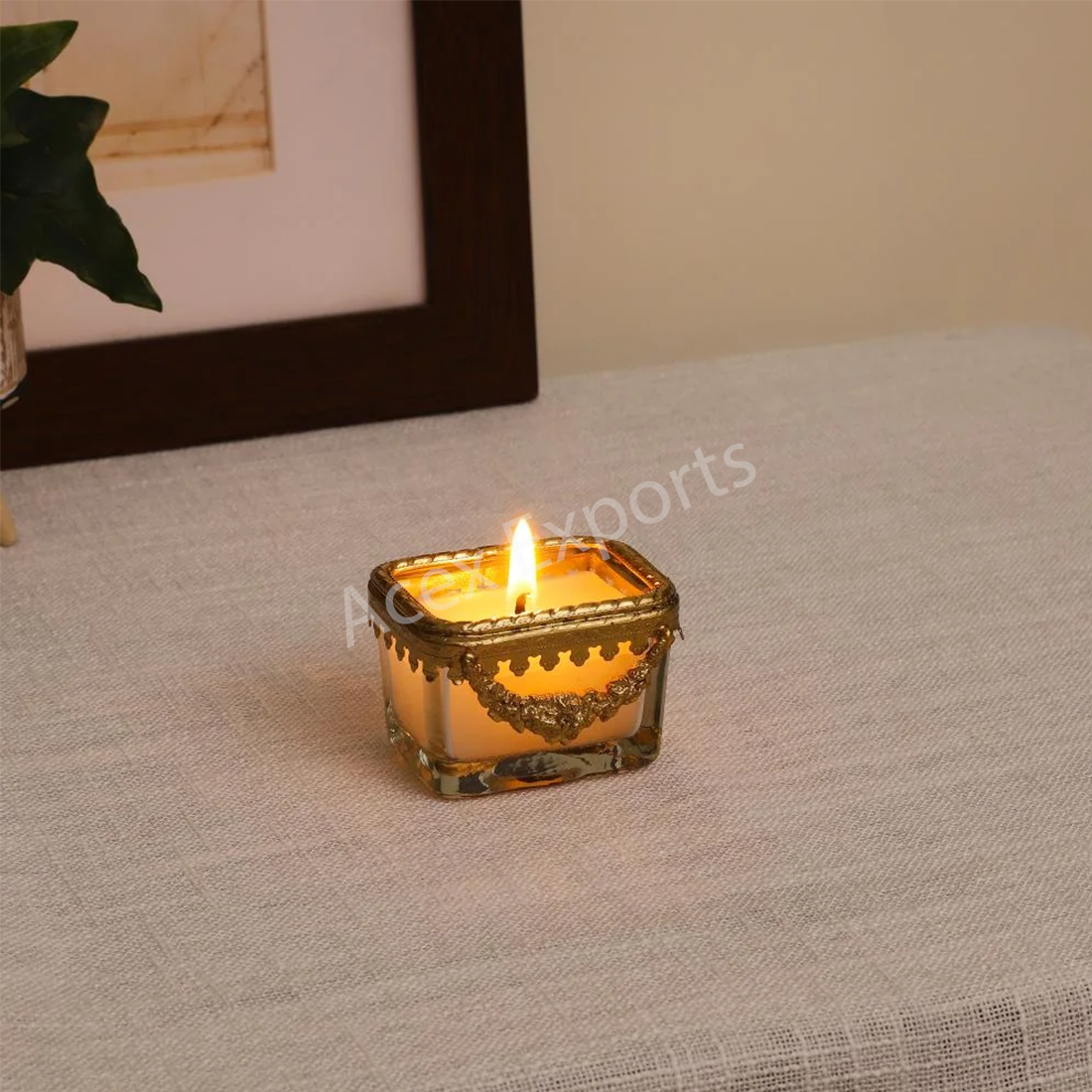 Snowy whisper white scented candle glass jar with Golden Ring - Image 2