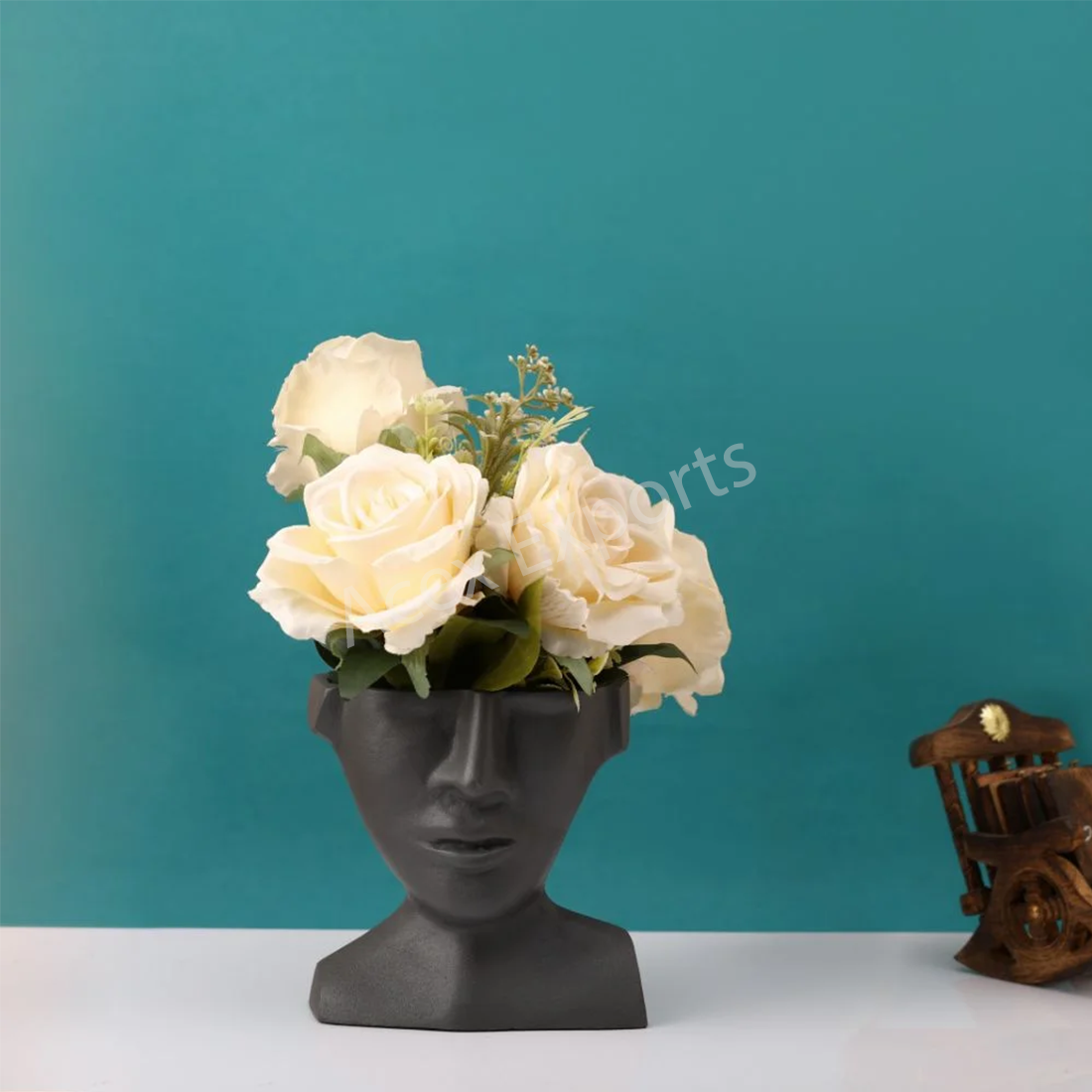Mystique Facial concrete Planter
