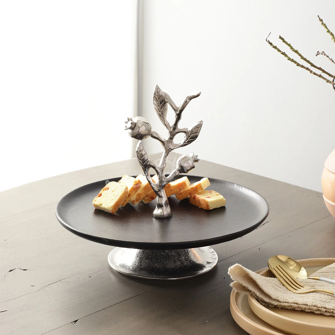 Pomegranate Cake Stand in Silver Black