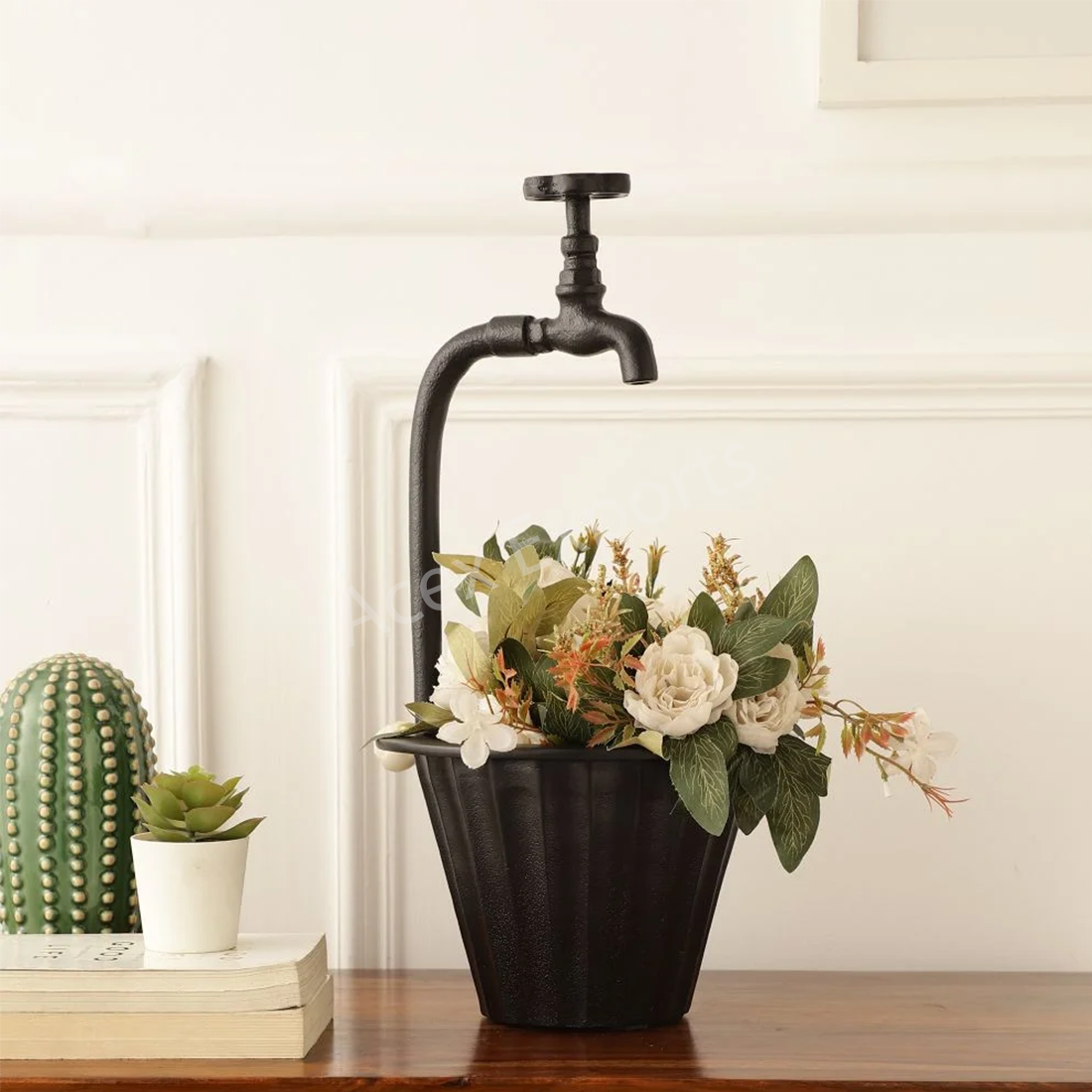 The Nal Planter Black